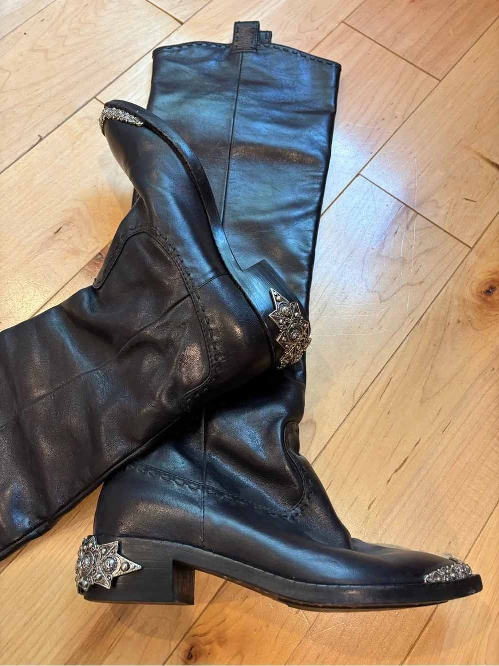 Women's Tall Black Leather Western Boots with Decorative Heel